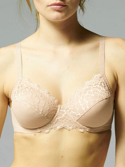 CARESSE Full Cup Bra