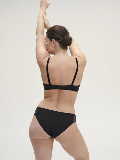 Escale Wireless Triangle Bralette