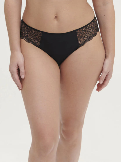 Escale Brief