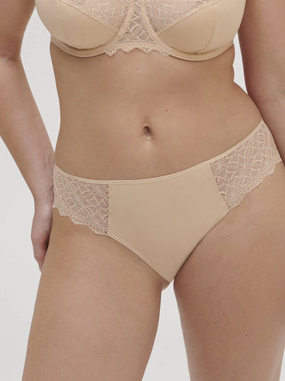 Escale Brief