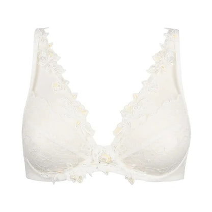Picture without background of a  Imagine La Beaute Glam Triangle Bra from Lise Charmel.