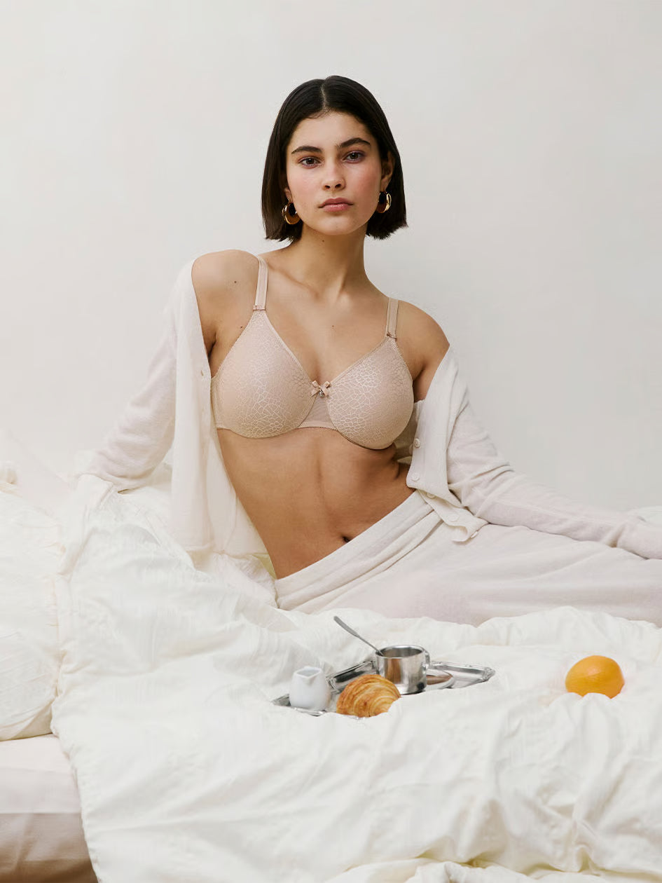 C MAGNIFIQUE Seamless Unlined Minimizer