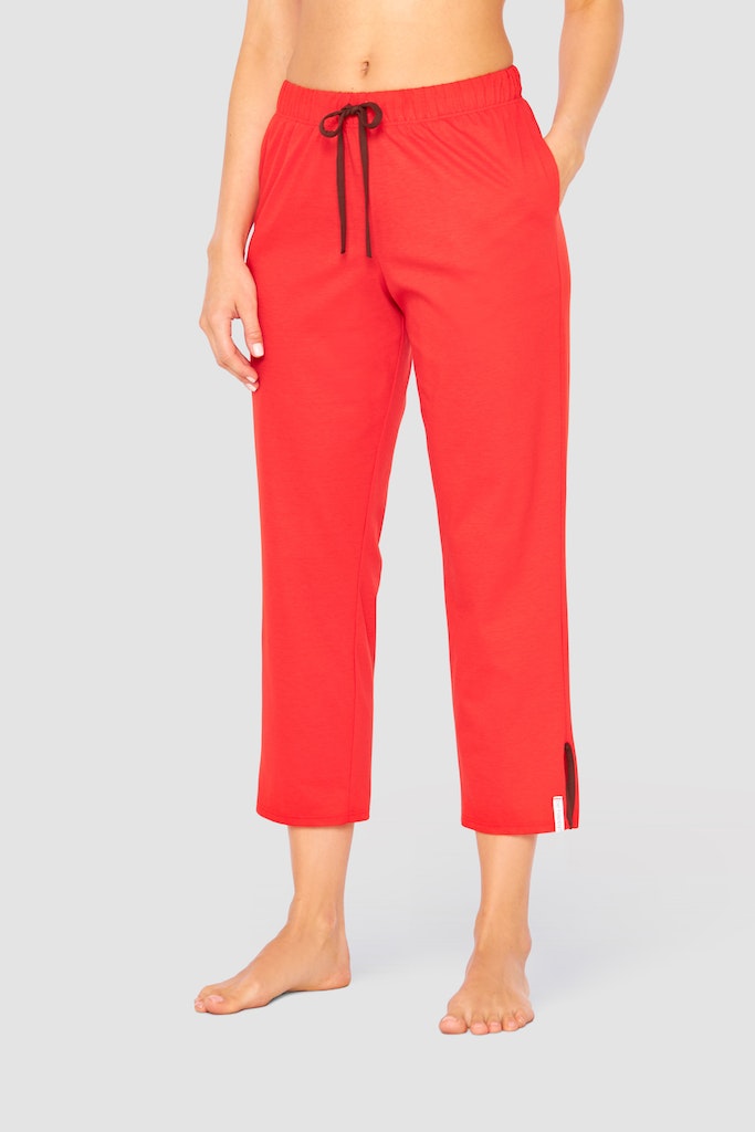 Front of the Be Happy Cotton Jersey Capri Pants