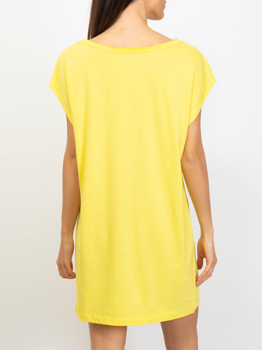 SIèLei's short dress is constructed with soft, breathable cotton to ensure a comfortable experience for the wearer. 