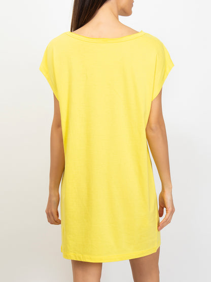 SIèLei's short dress is constructed with soft, breathable cotton to ensure a comfortable experience for the wearer. 