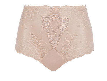 An exquisite retro biref from the Sublime en dentelle line by Lise Charmel, France.