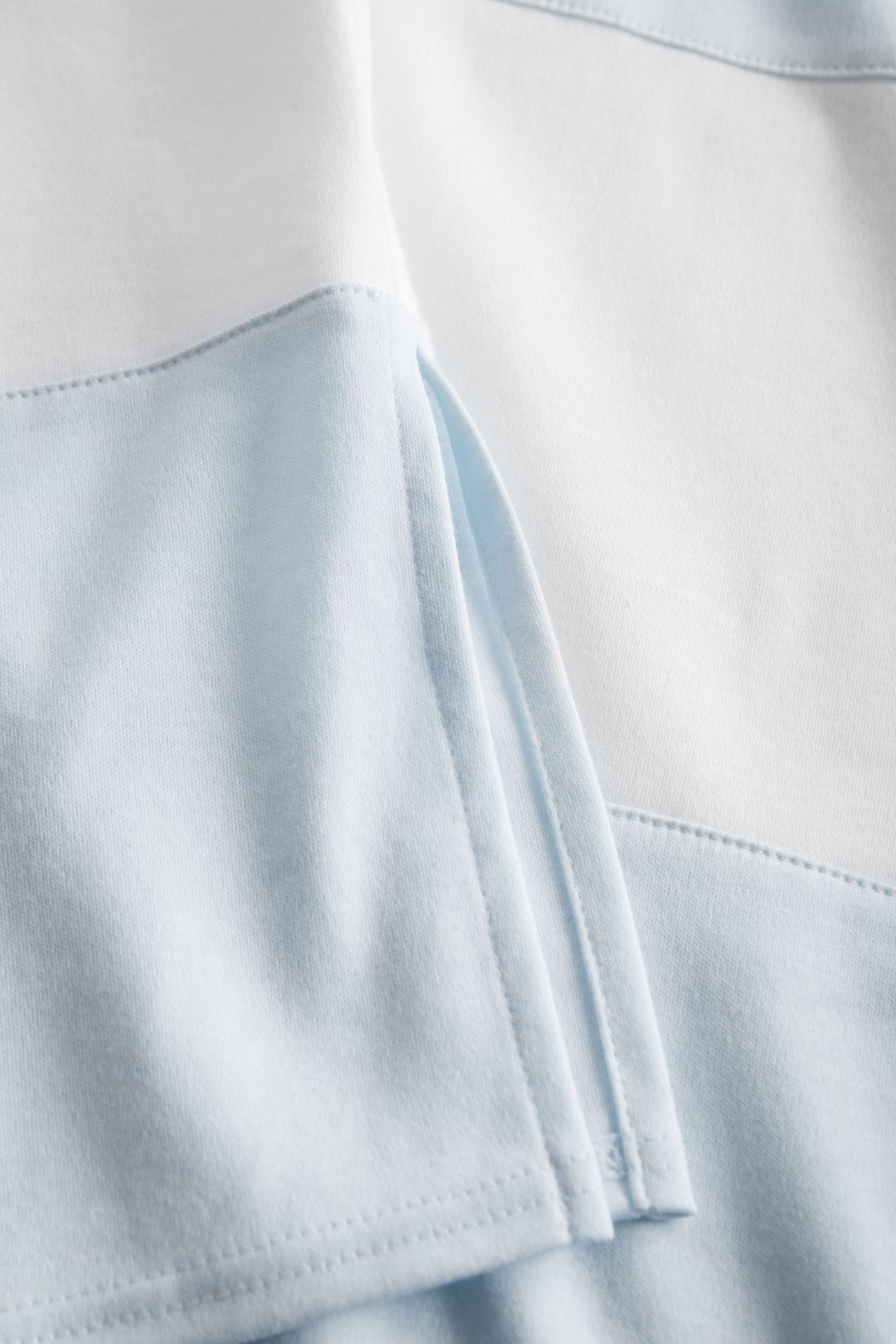The High Class line from Féraud Paris offers a luxuriously soft nightgown made of cotton. This piece is crafted in two-tone and provides wearers with an instantly comfort style.  The nightgown is lightweight and breathable, creating a comfortable fit that is perfect for any time of the year.