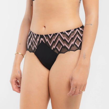 The Louisa Bracq shorty from the Ziggy line is a faithful reference to the aesthetics of David Bowie. 